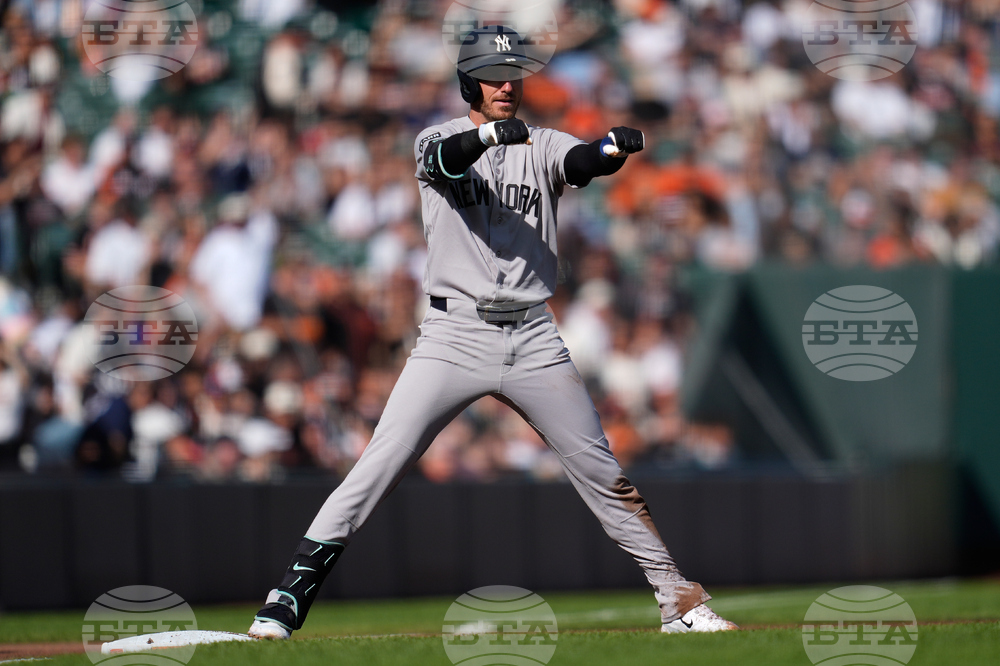 Yankees Giants Baseball