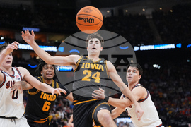 NCAA Iowa Illinois Basketball