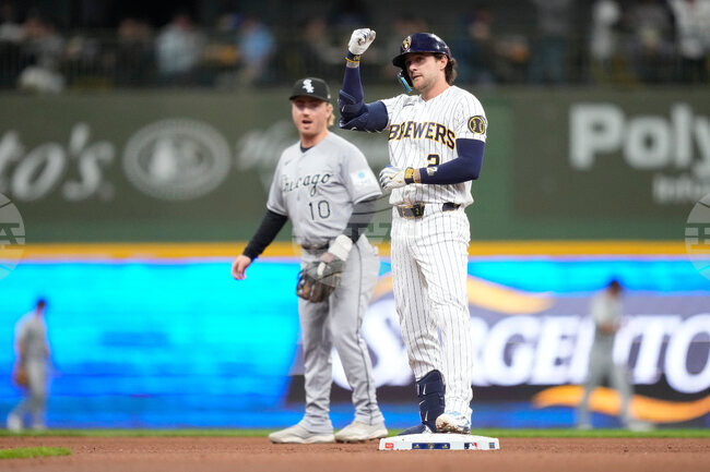 White Sox Brewers Baseball