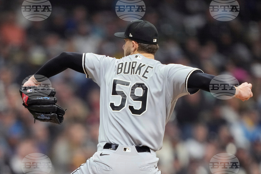 White Sox Brewers Baseball