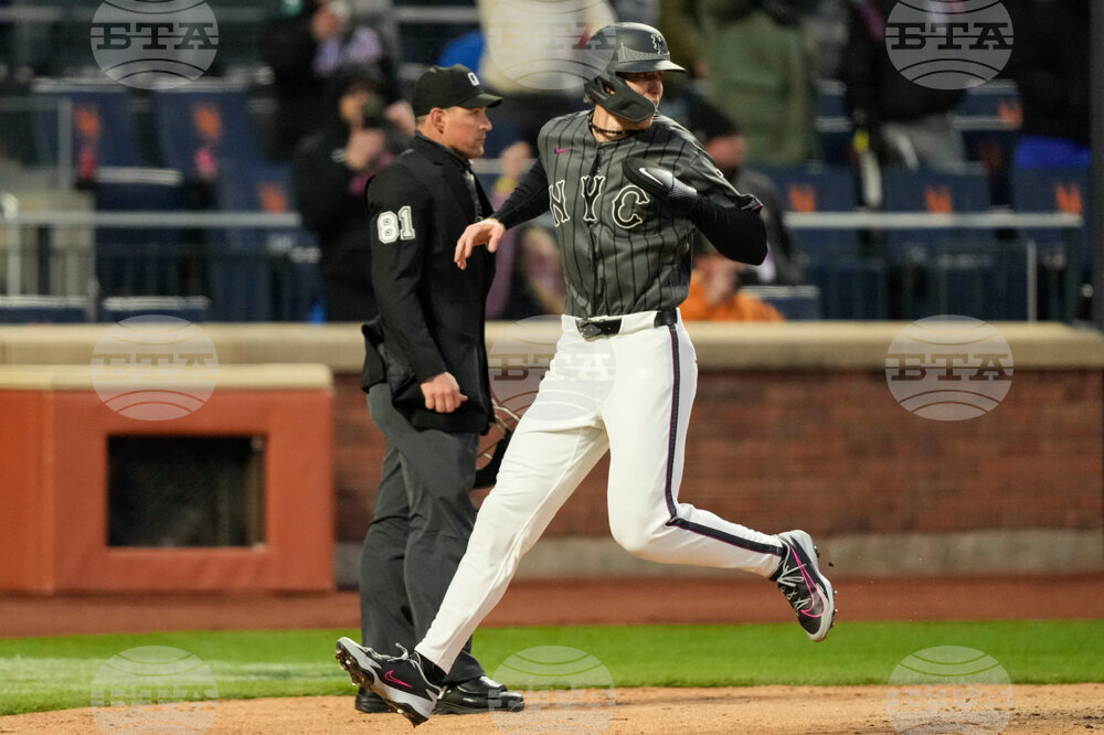Pirates Mets Baseball