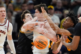 NCAA Iowa Illinois Basketball