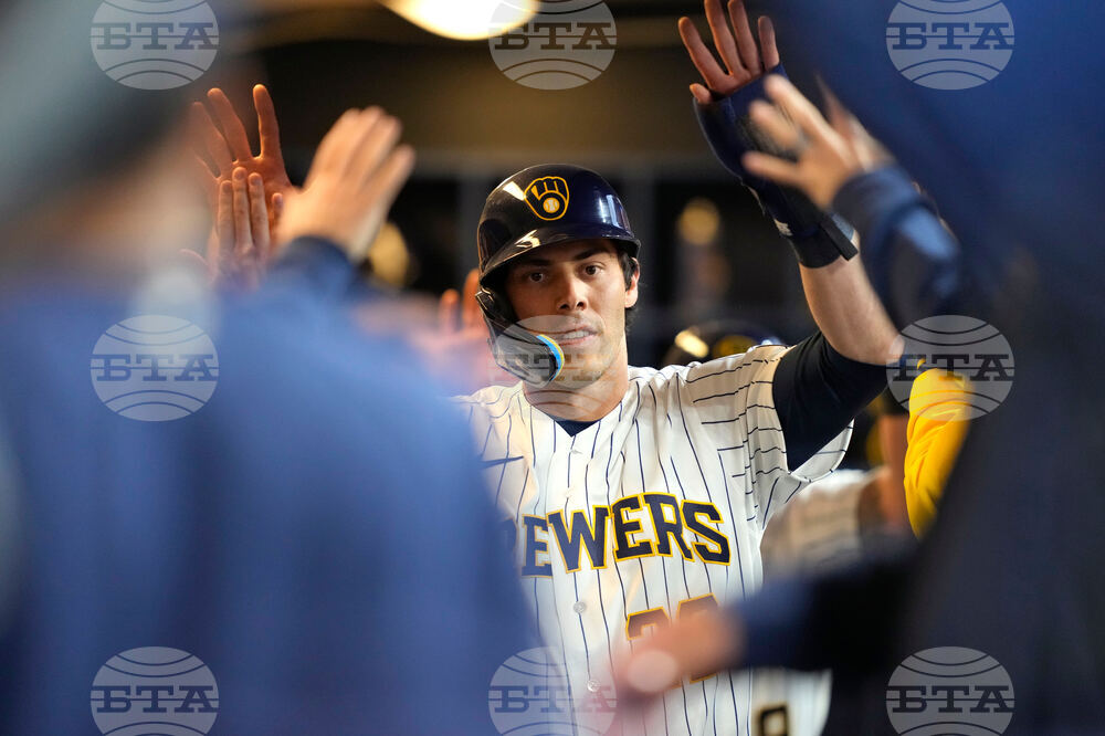 White Sox Brewers Baseball