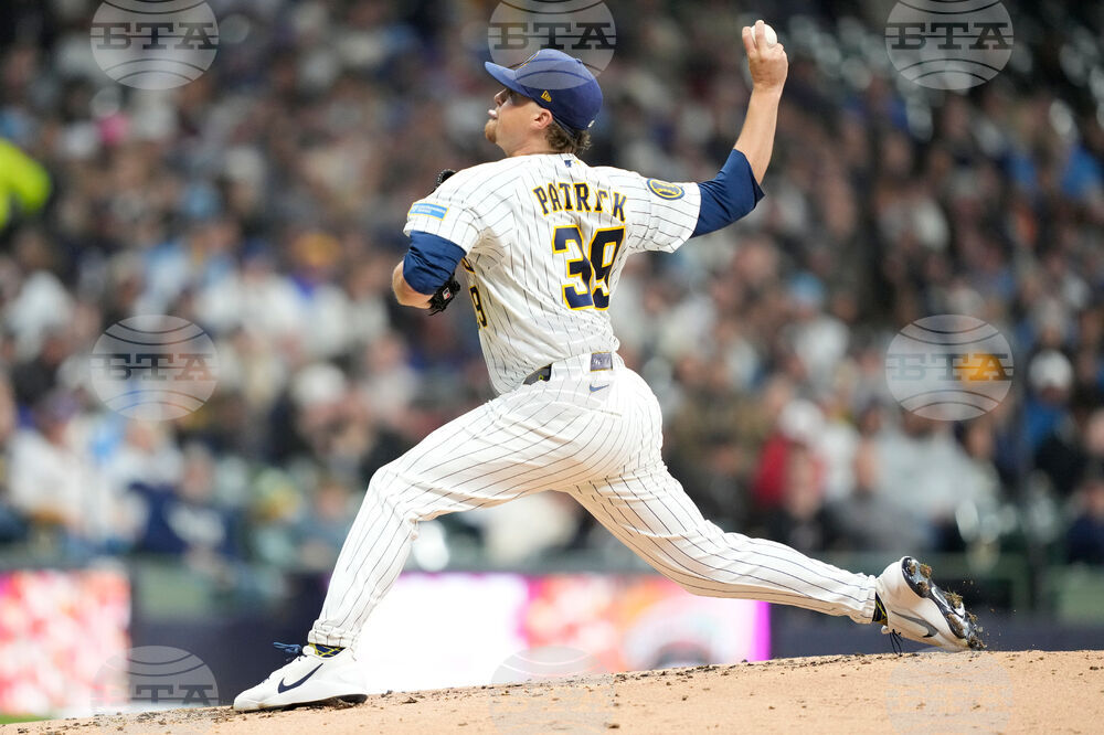 White Sox Brewers Baseball