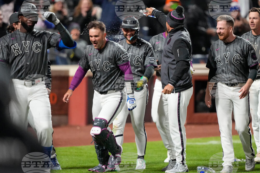 Pirates Mets Baseball