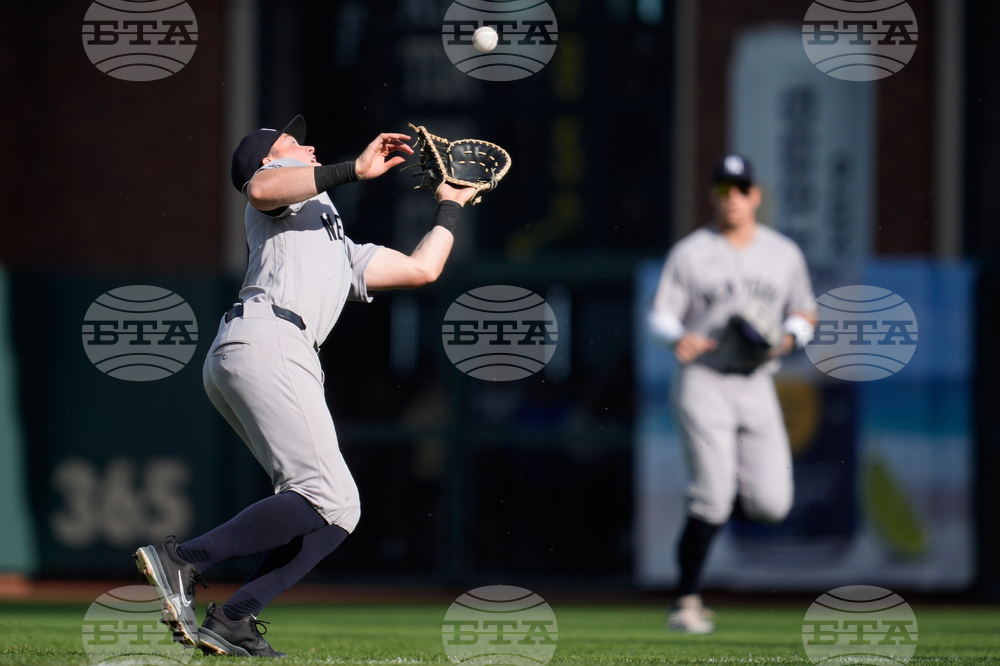 Yankees Giants Baseball