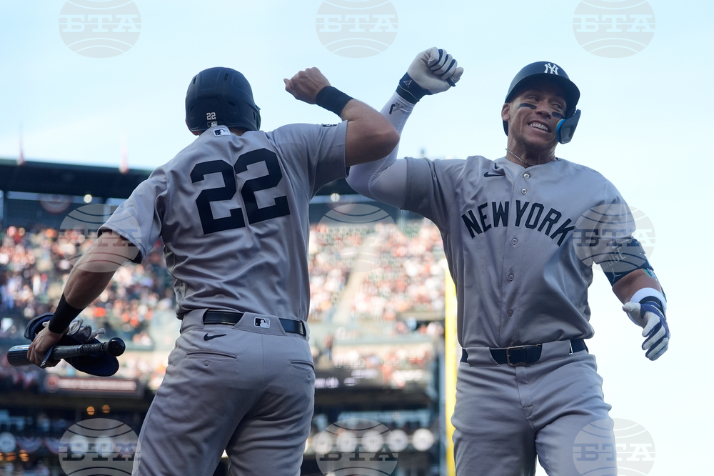 Yankees Giants Baseball