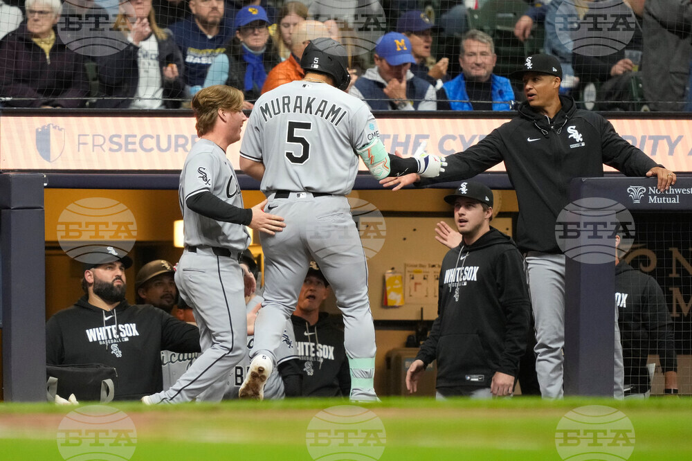 White Sox Brewers Baseball