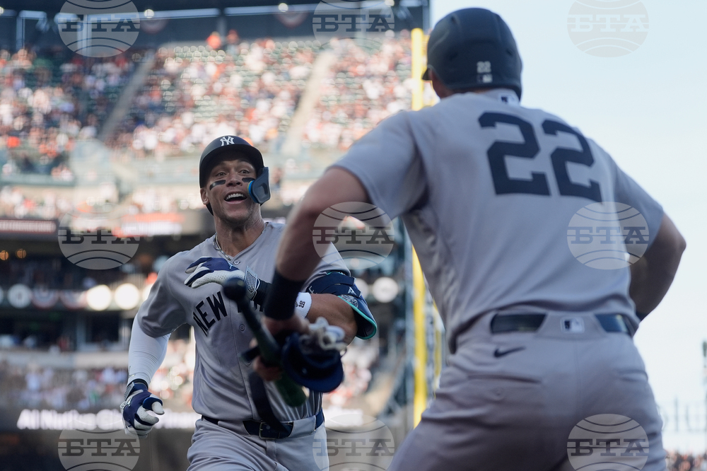 Yankees Giants Baseball