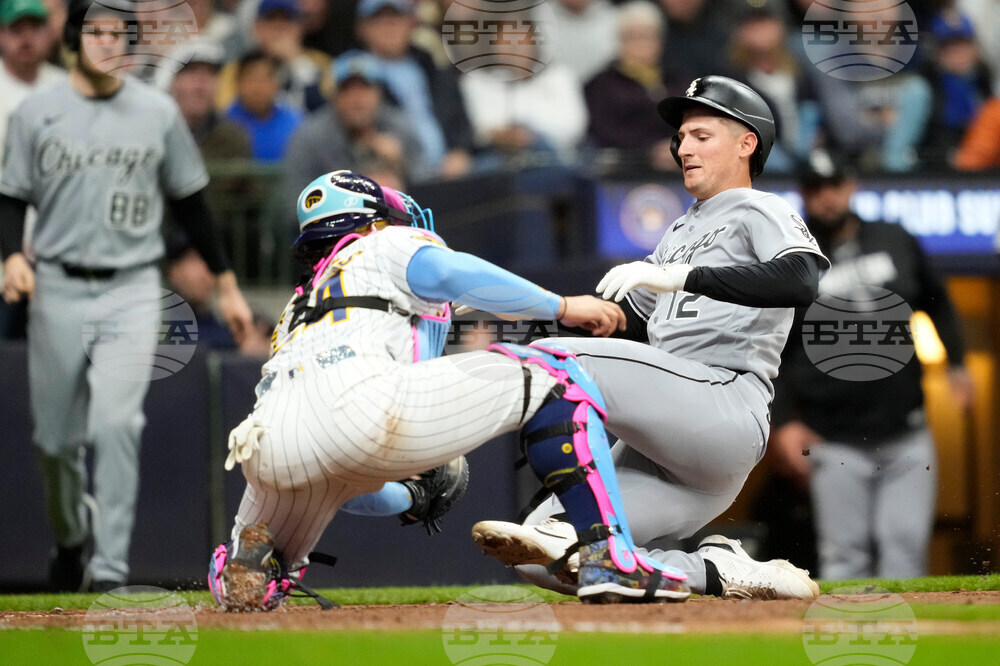 White Sox Brewers Baseball