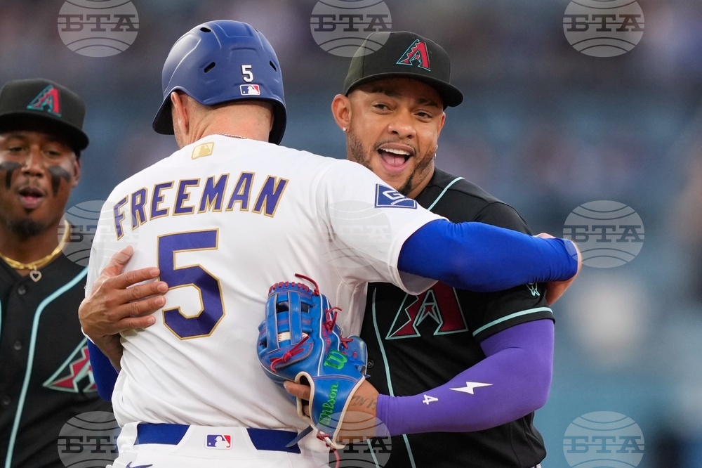 APTOPIX Diamondbacks Dodgers Baseball