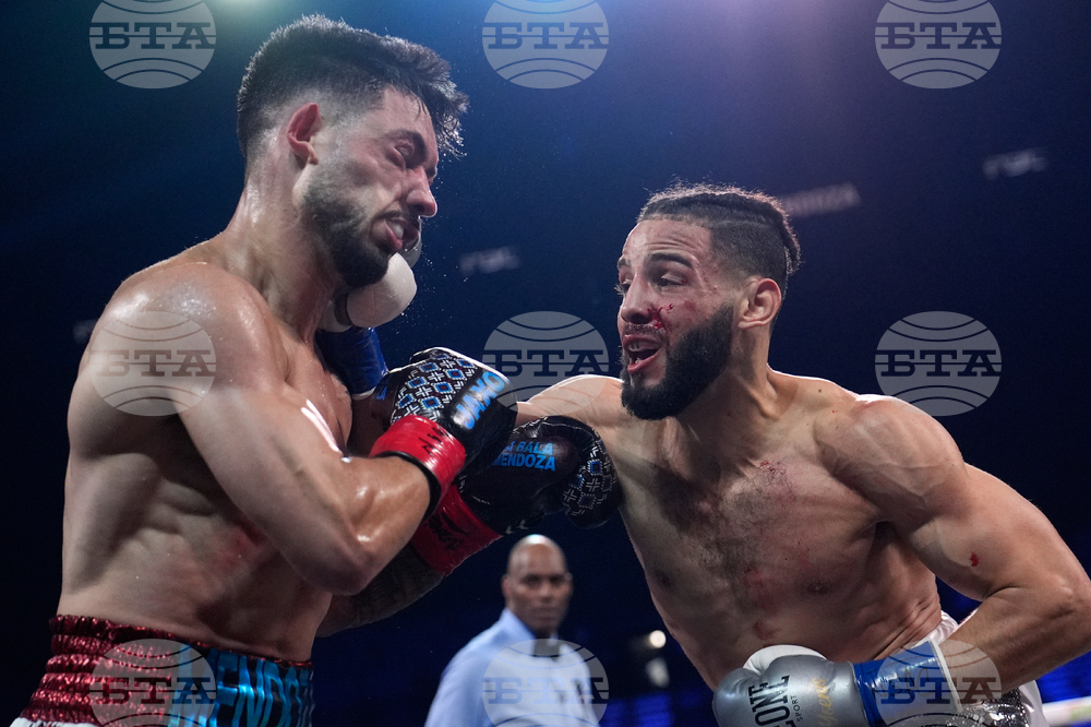 APTOPIX Tellez Mendoza Boxing