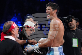 Fundora Thurman Boxing