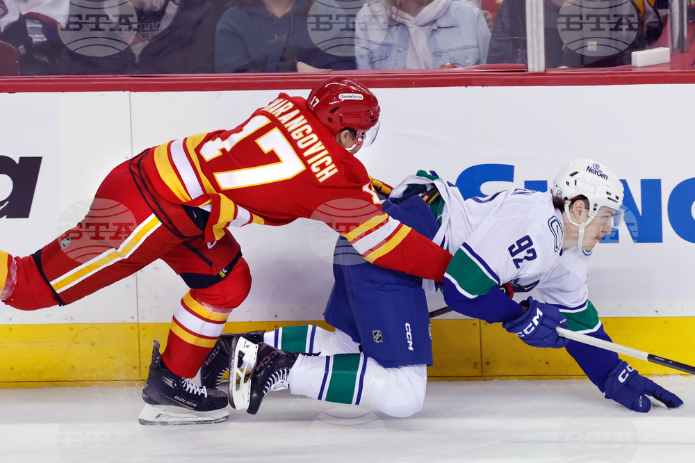 Canucks Flames Hockey