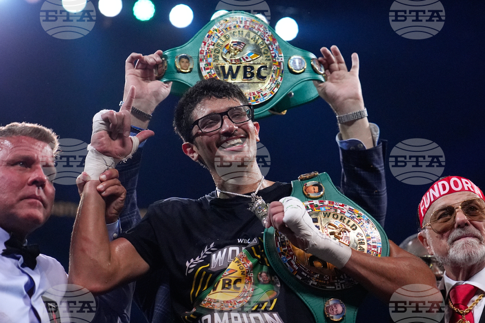 Fundora Thurman Boxing