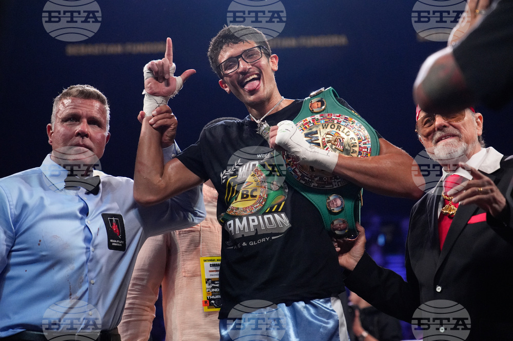 Fundora Thurman Boxing