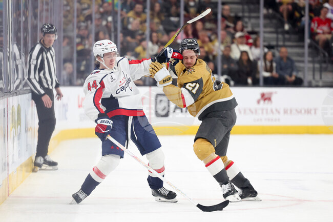 Capitals Golden Knights Hockey