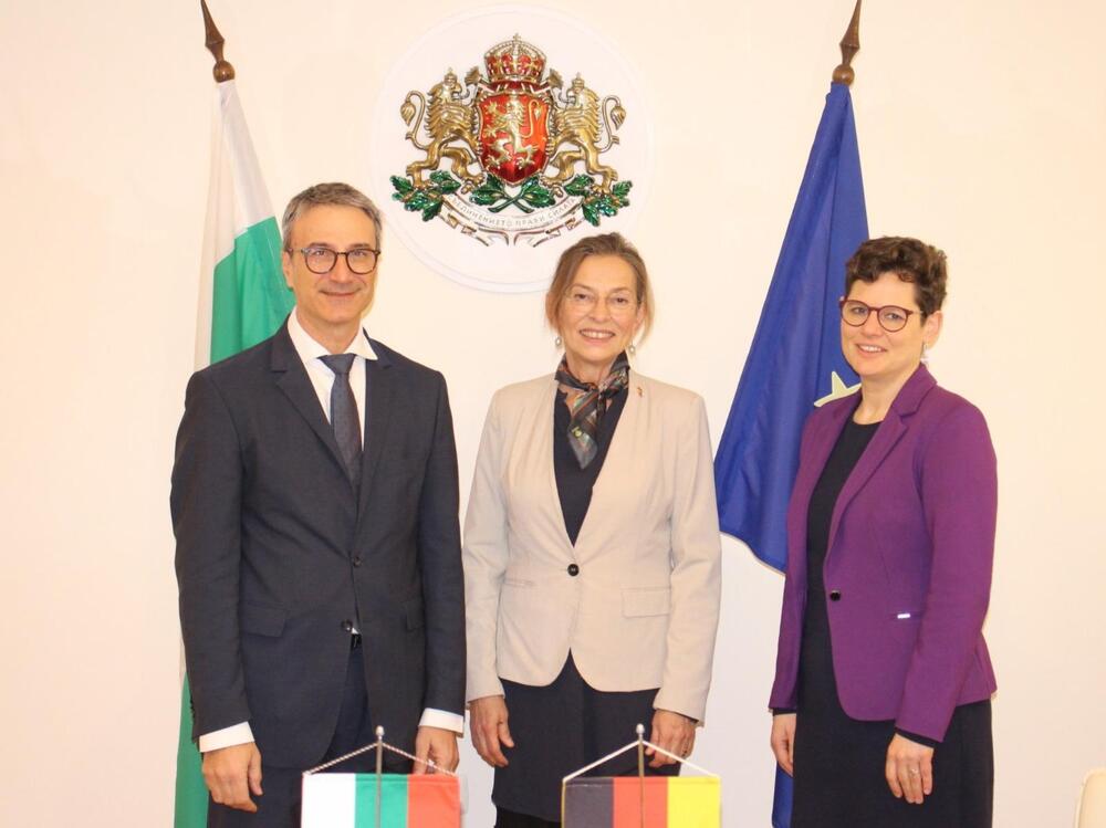 Energy Minister, German Ambassador Discuss Bilateral Energy Agenda