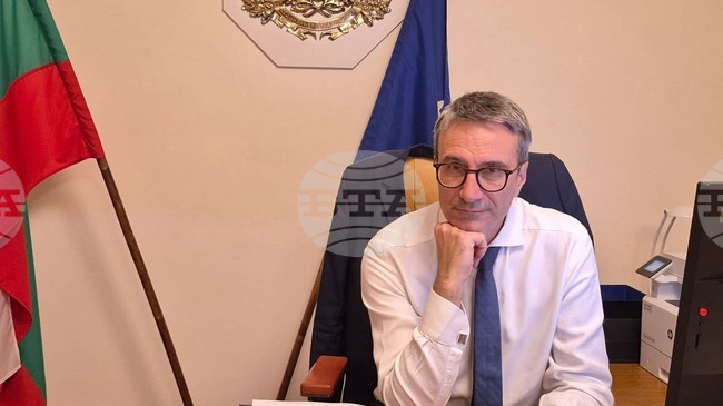 Служебният министър на енергетиката подписа над 160 анекса по ПВУ, съобщават от енергийното министерство