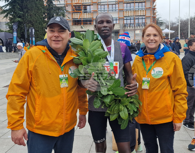 Кенийци спечелиха Маратон Стара Загора 2026, Исмаил Сенанджи и Маринела Нинева са държавни шампиони на полумаратон