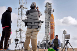 NASA Artemis Moonshot