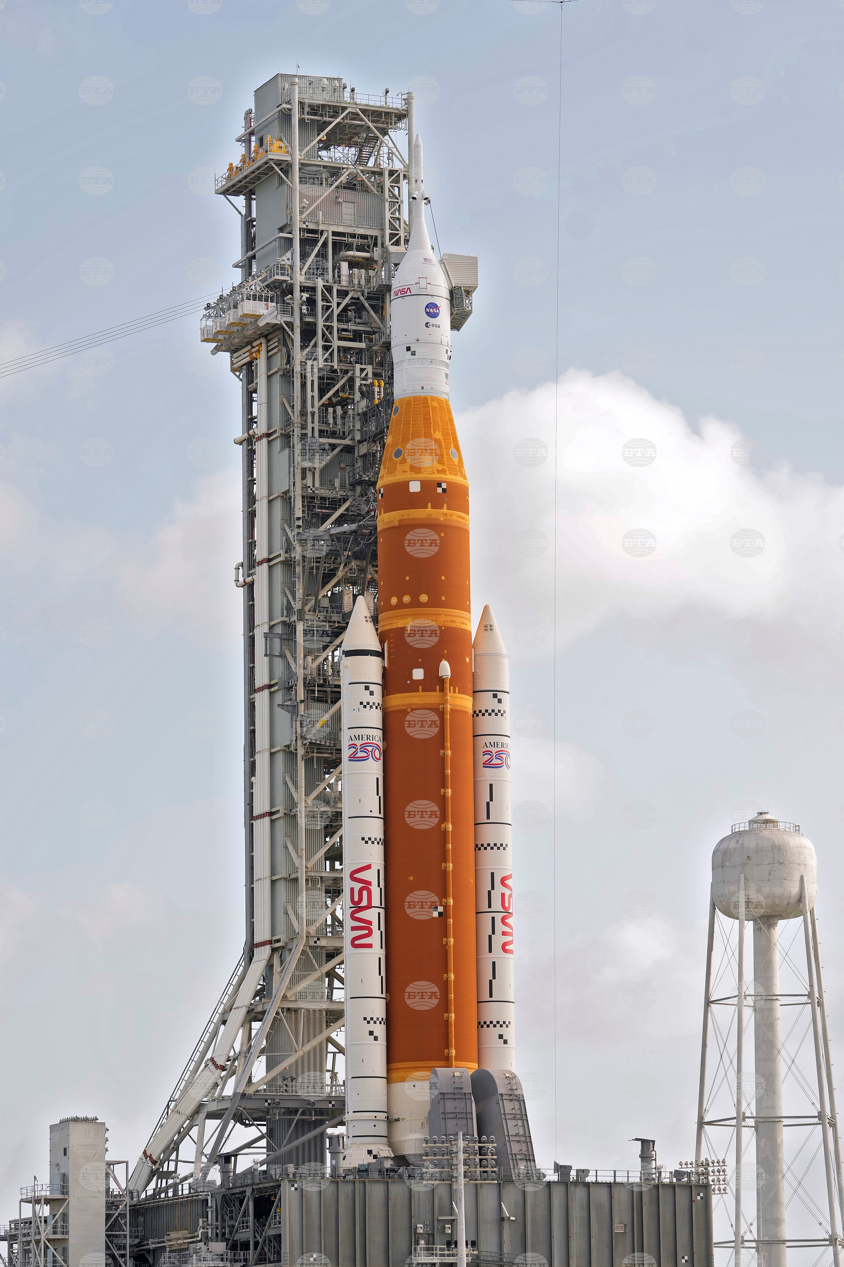 NASA Artemis Moonshot