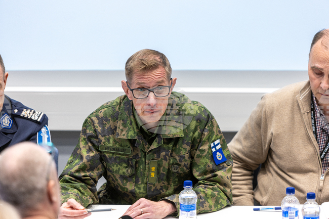 Финландската полиция заяви, че дронът, засечен вчера близо до границата с Русия, не е финландски