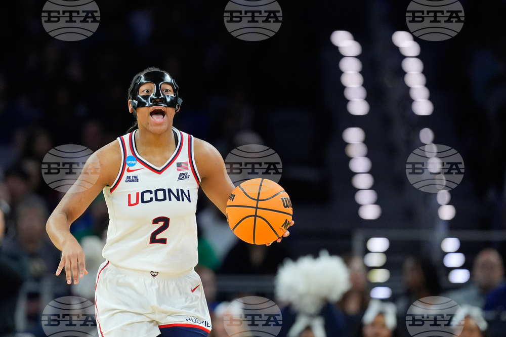 NCAA Notre Dame UConn Basketball