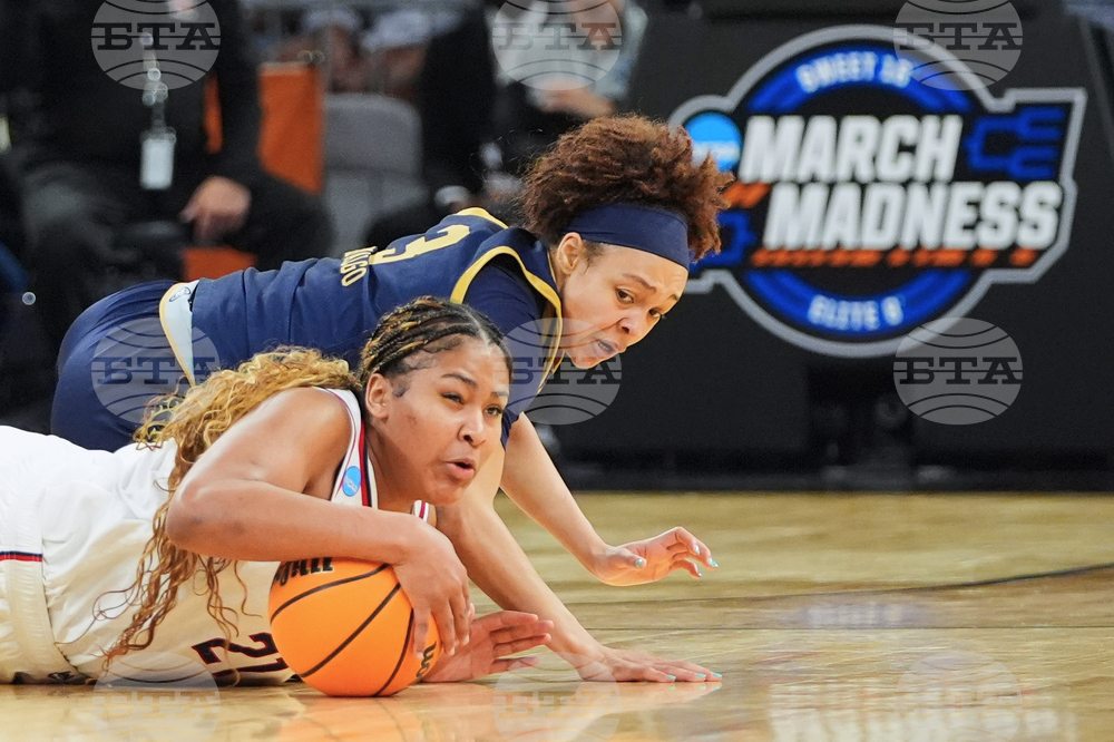 APTOPIX NCAA Notre Dame UConn Basketball