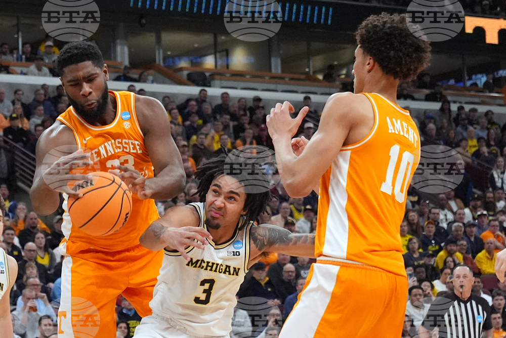 APTOPIX NCAA Tennessee Michigan Basketball