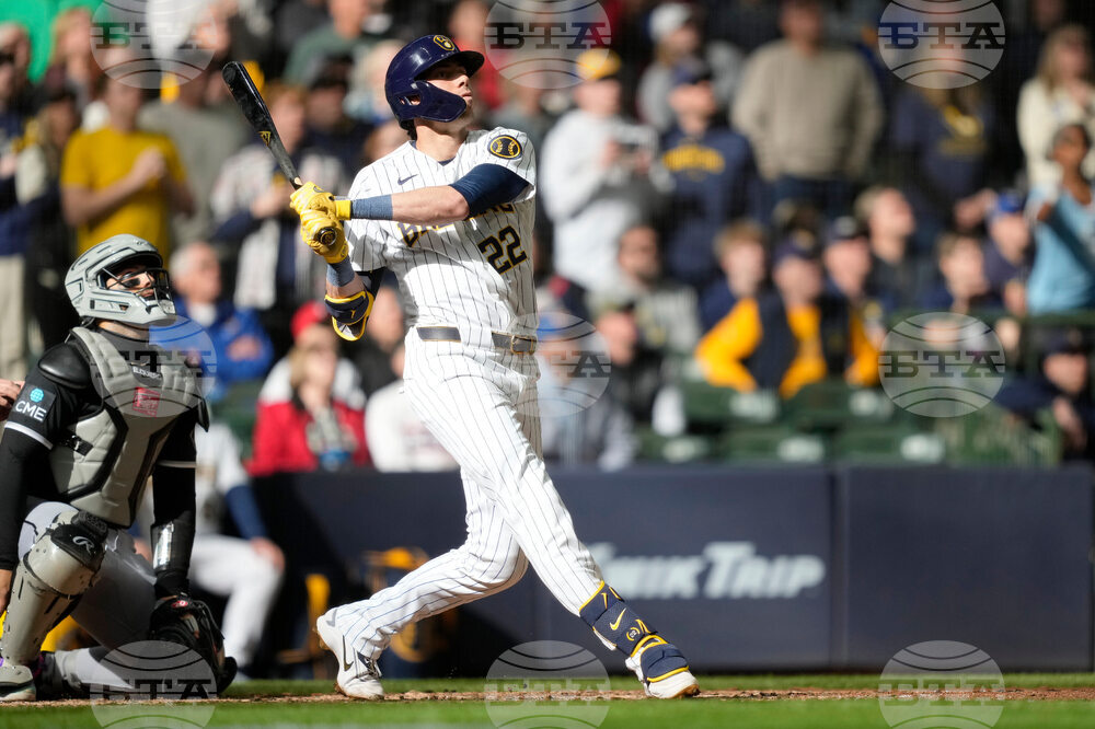 White Sox Brewers Baseball