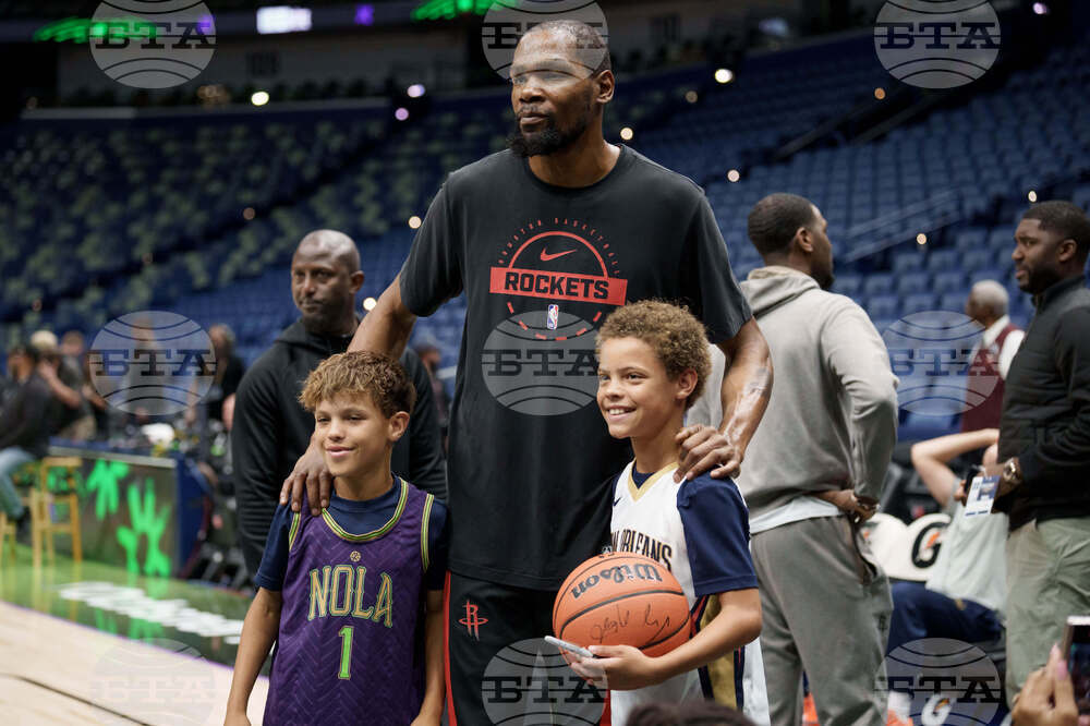 Rockets Pelicans Basketball