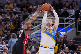 Heat Pacers Basketball