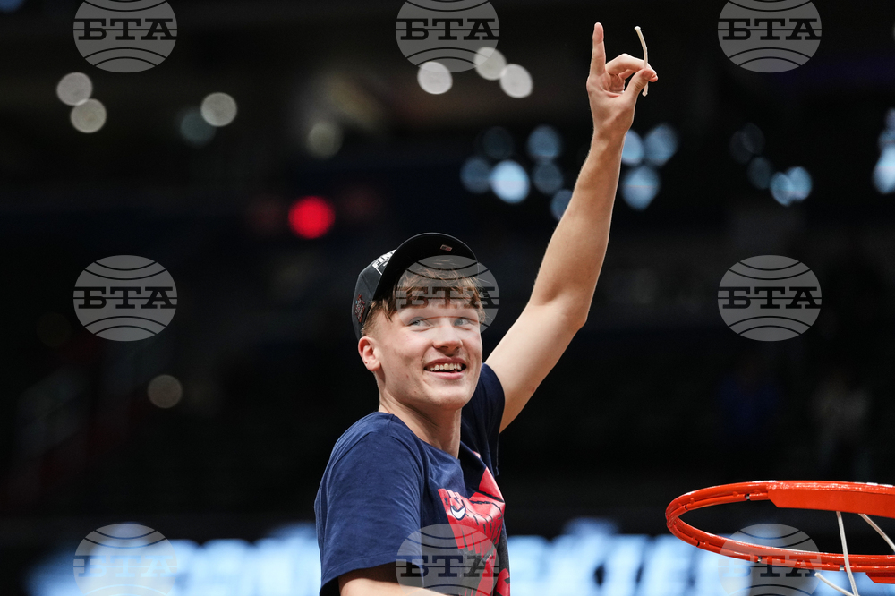 APTOPIX NCAA UConn Duke Basketball