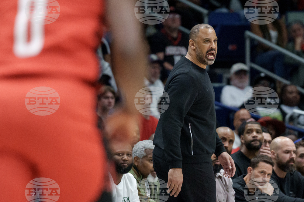 Rockets Pelicans Basketball