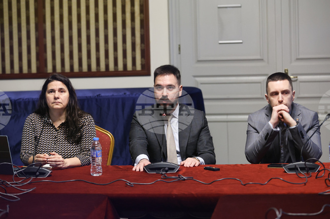 Централен военен клуб - вноса на работна ръка - кръгла маса