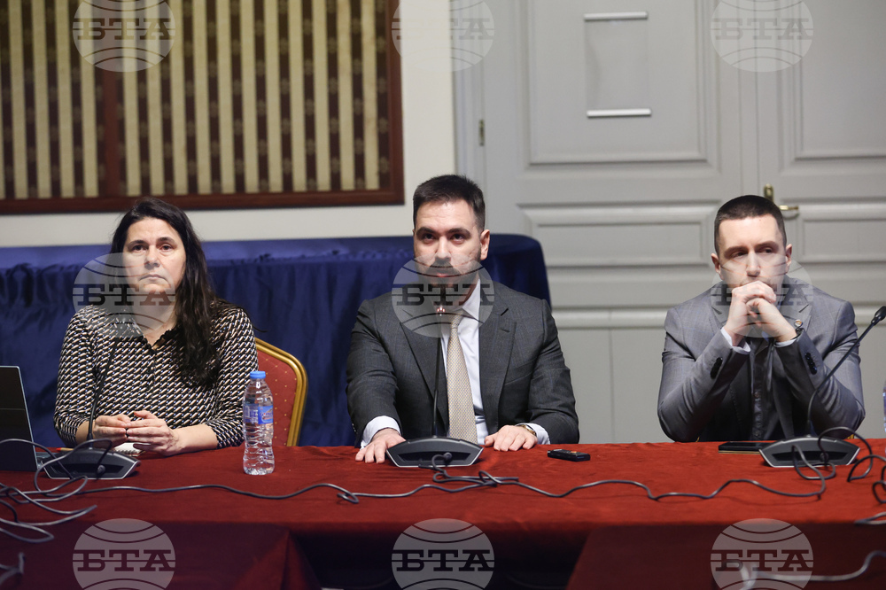 Централен военен клуб - вноса на работна ръка - кръгла маса