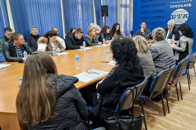 Областната епизоотична комисия в Шумен прие превантивни мерки срещу разпространението на болести по животните 