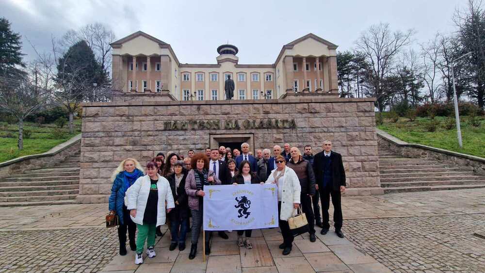 Vazrazhdane Establishes Local Branch in Bratsigovo