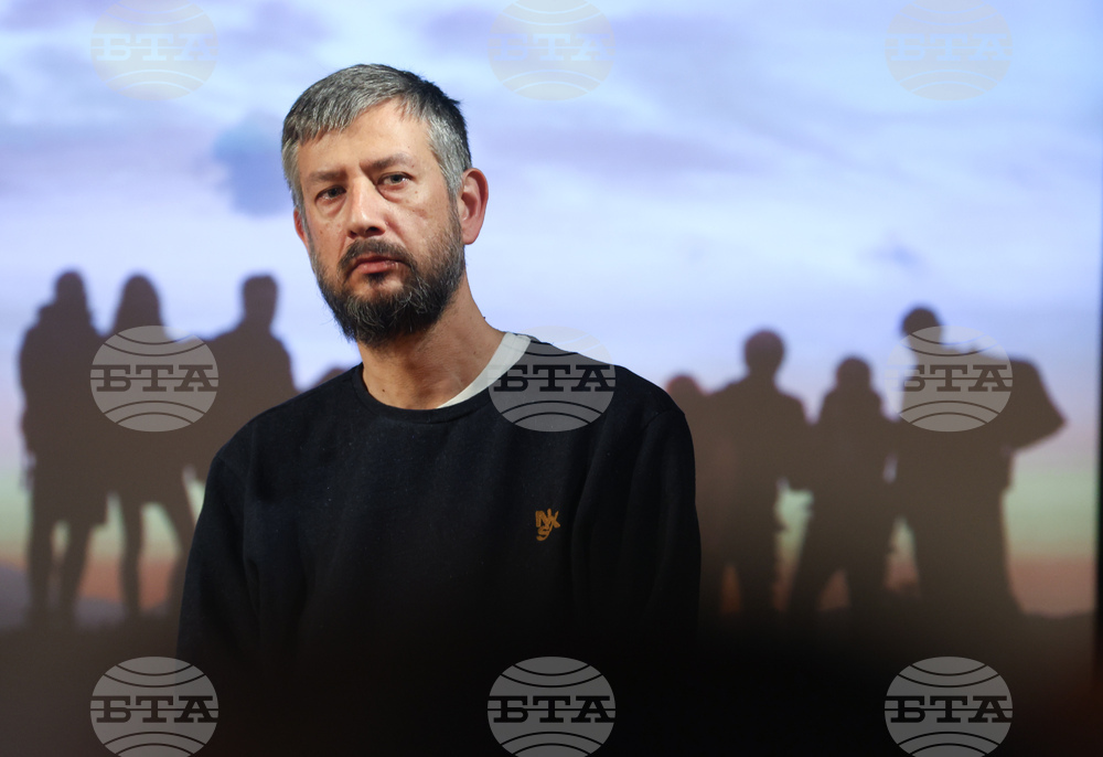 „Ком-Емине“ - сериал - премиера - Емил Стефанов