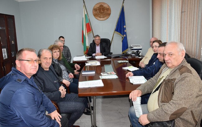 ОА Видин: Превантивни мерки за ограничаване на заболявания по животните въведе Областната епизоотична комисия във Видин