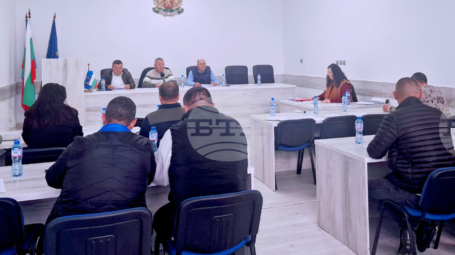 Подземни контейнери за твърди битови отпадъци ще бъдат поставени в Лозница