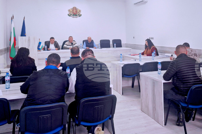 Подземни контейнери за твърди битови отпадъци ще бъдат поставени в Лозница