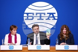 Национален пресклуб на БТА София - подписване на договор за партньорство между БТА и Института за български език към БАН - пресконференция