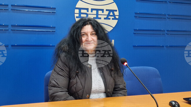 Зала 1 на НДК е най-хубавата, най-голямата концертна зала, каза в Шумен ръководителят на АНПТ „Мадара“ и ДТА „Звънче“ Анета Мутафчиева