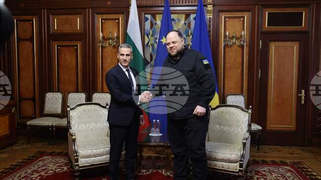 България ще продължи активната си подкрепа за Украйна и усилията за устойчив мир, заяви служебният премиер пред председателя на Върховната Рада