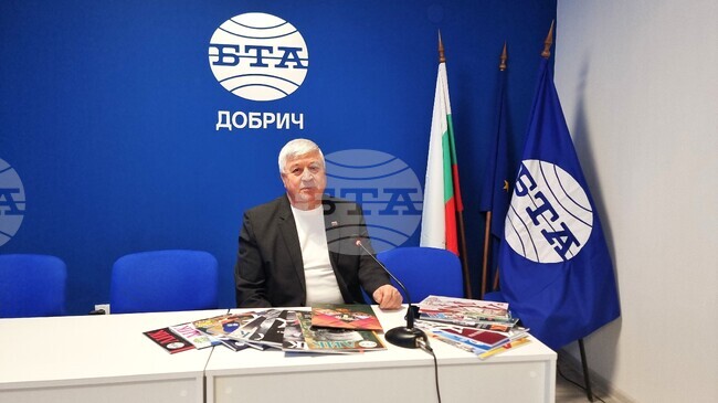 Сцената на НДК е върхът за всеки изпълнител, каза в Добрич главният художествен ръководител на ПФА "Добруджа" Стоян Господинов