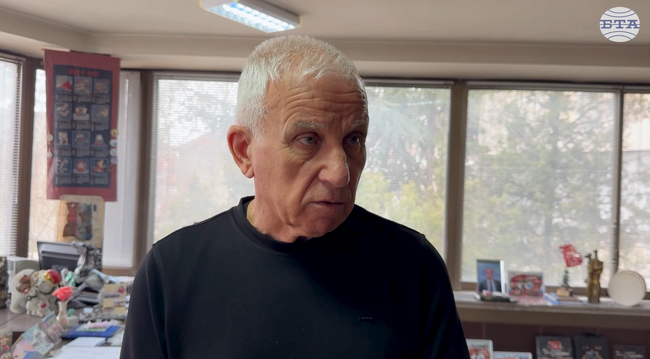 Домът на културата "Арсенал" в Казанлък има една от най-големите и модерни сцени в страната, каза ръководителят Христо Стоянов