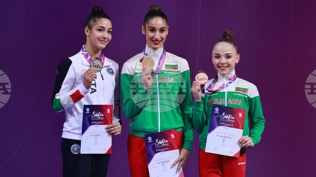 Сребърната медалистка в многобоя Стилияна Николова: "Това състезание беше много добро начало за сезона, но трябва още много работа"