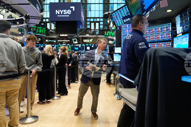 Уолстрийт откри последната търговия за март с уверен растеж, технологичните дружества поскъпват